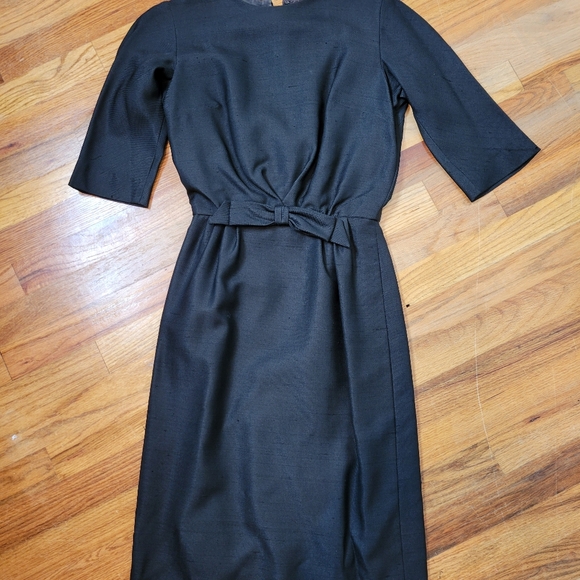 Vintage 1950s Neiman Marcus Elegant Black Dress With Bow Detail On Front - Picture 11 of 16